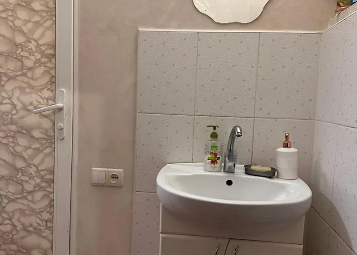 1 кімнатна біля центра міста 오데사